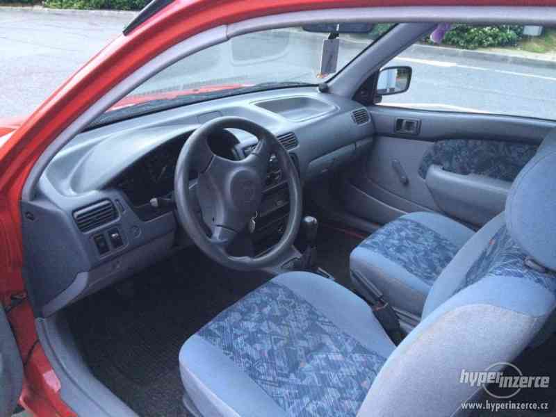 Toyota Starlet 1.3 - foto 3