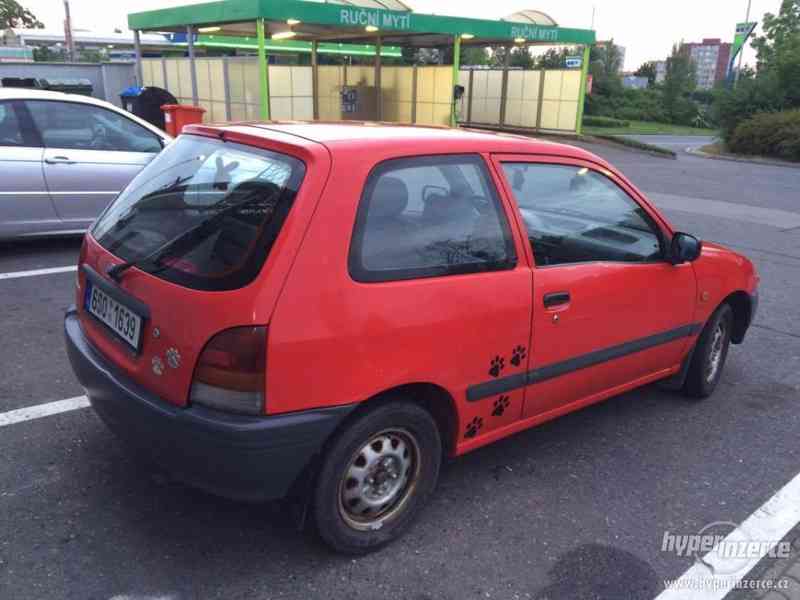 Toyota Starlet 1.3 - foto 4