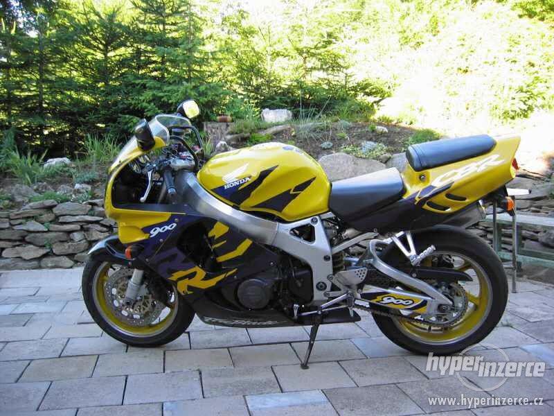 HONDA CBR 900 RR Fireblade - foto 1