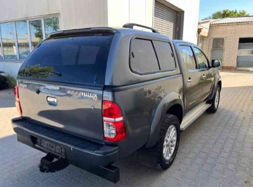 Toyota Hilux 3,0D4D Executive AUT 126kw - foto 6