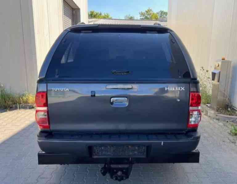 Toyota Hilux 3,0D4D Executive AUT 126kw - foto 5