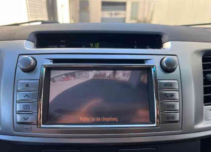 Toyota Hilux 3,0D4D Executive AUT 126kw - foto 8