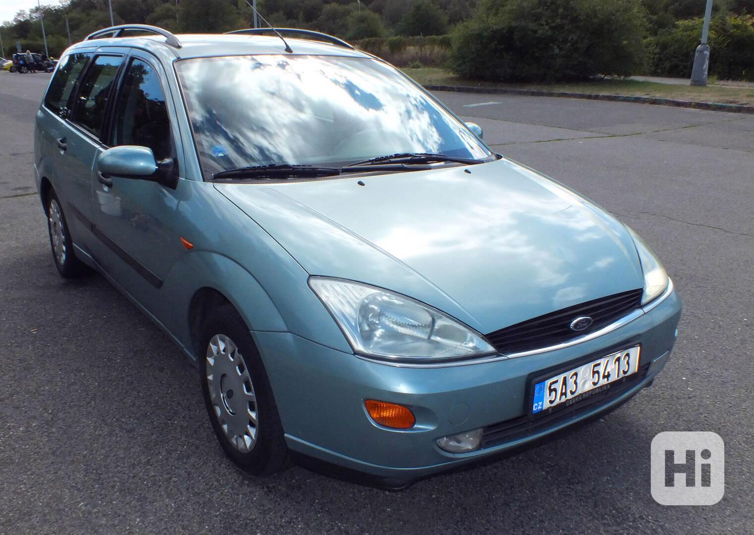 Ford Focus combi - foto 1