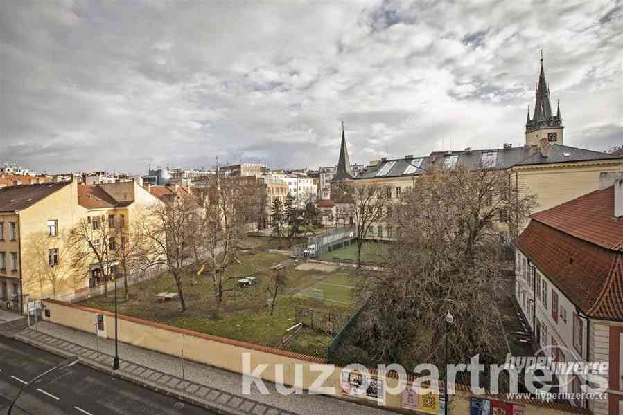 Pronájem slunného bytu 3+1,/S/T, 82 m2, s nádhernými výhledy Praha 1 - Nové Město - foto 1