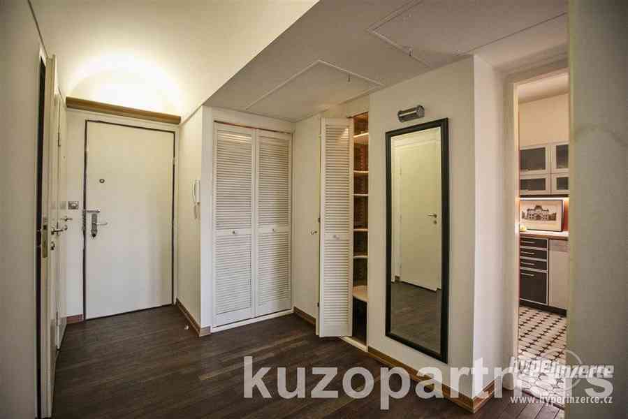 Pronájem slunného bytu 3+1,/S/T, 82 m2, s nádhernými výhledy Praha 1 - Nové Město - foto 7