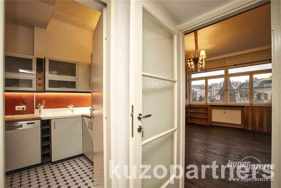 Pronájem slunného bytu 3+1,/S/T, 82 m2, s nádhernými výhledy Praha 1 - Nové Město - foto 17