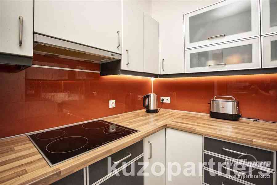 Pronájem slunného bytu 3+1,/S/T, 82 m2, s nádhernými výhledy Praha 1 - Nové Město - foto 19