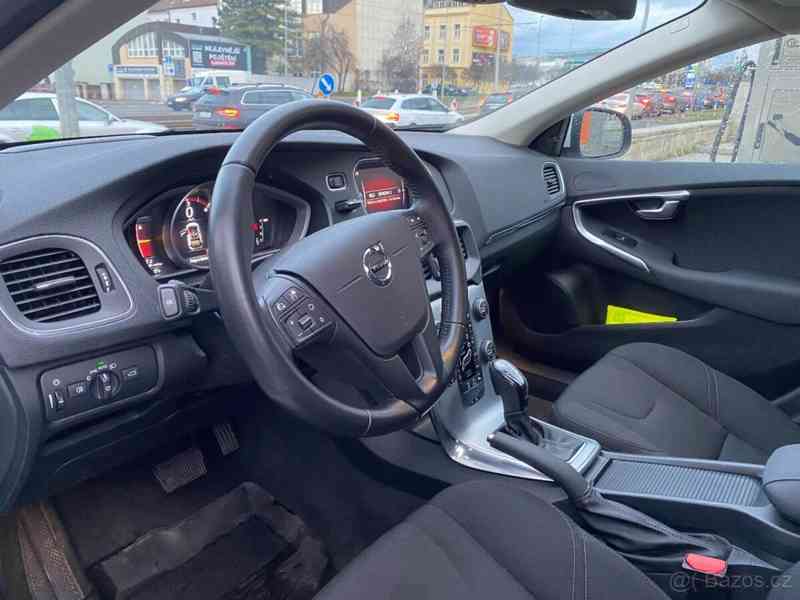 Volvo V40 D2, MOM, R DESIGN - foto 5
