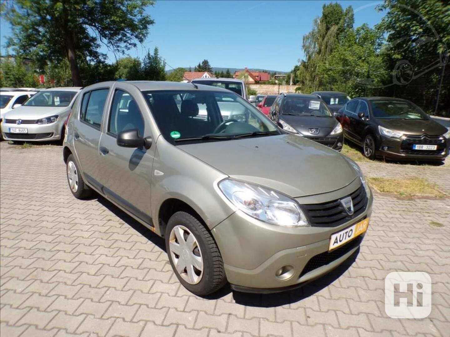 Dacia Sandero 1,2 16V KLIMA,1.MAJITEL - foto 1