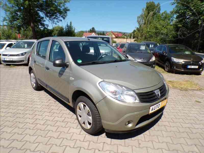 Dacia Sandero 1,2 16V KLIMA,1.MAJITEL - foto 1