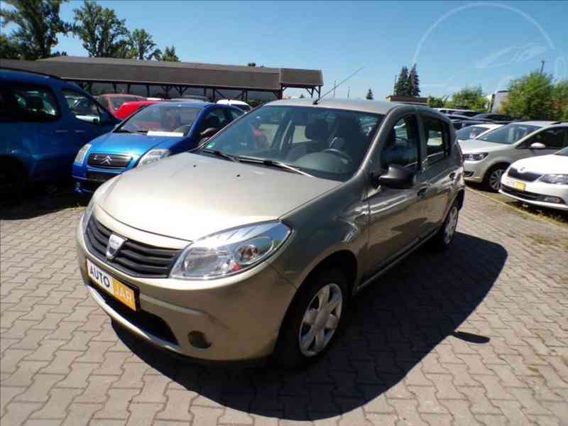 Dacia Sandero 1,2 16V KLIMA,1.MAJITEL - foto 11