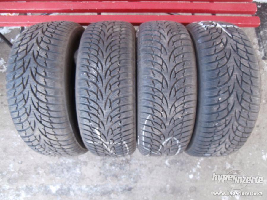 Zimní pneumatiky 215/60 R16 99H Nokian 99% - foto 1