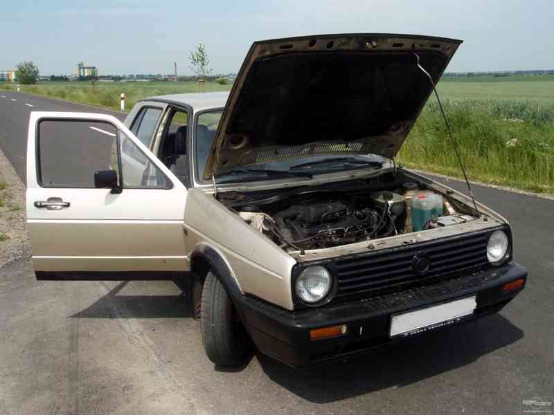 Volkswagen Golf 2 1.6 D - foto 5