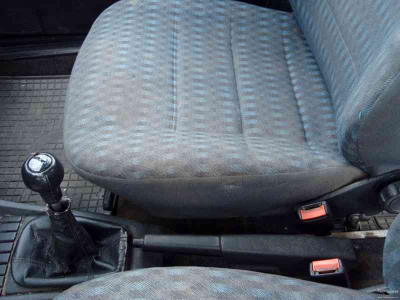 Volkswagen Golf 2 1.6 D - foto 10