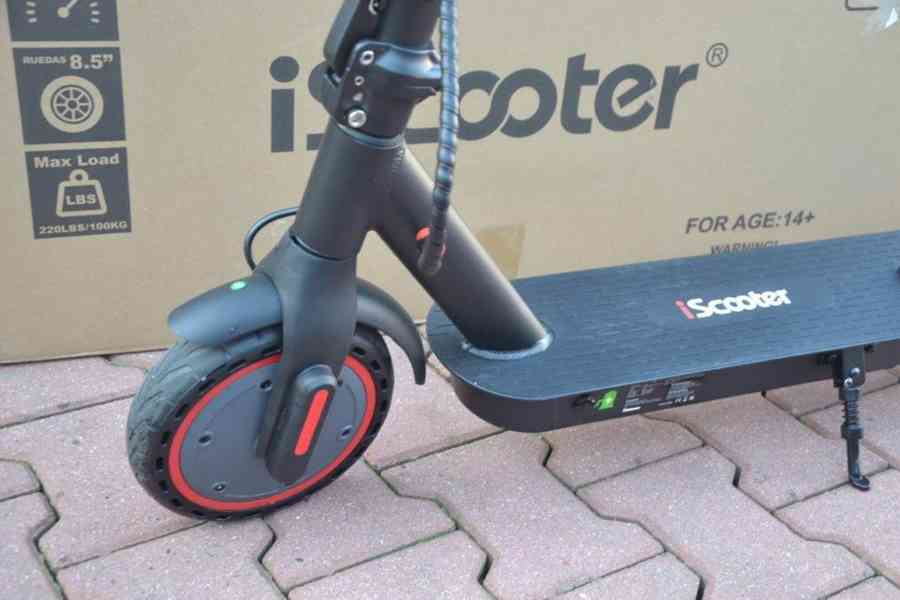 iScooter M5 350W - Elektrokoloběžka - foto 2