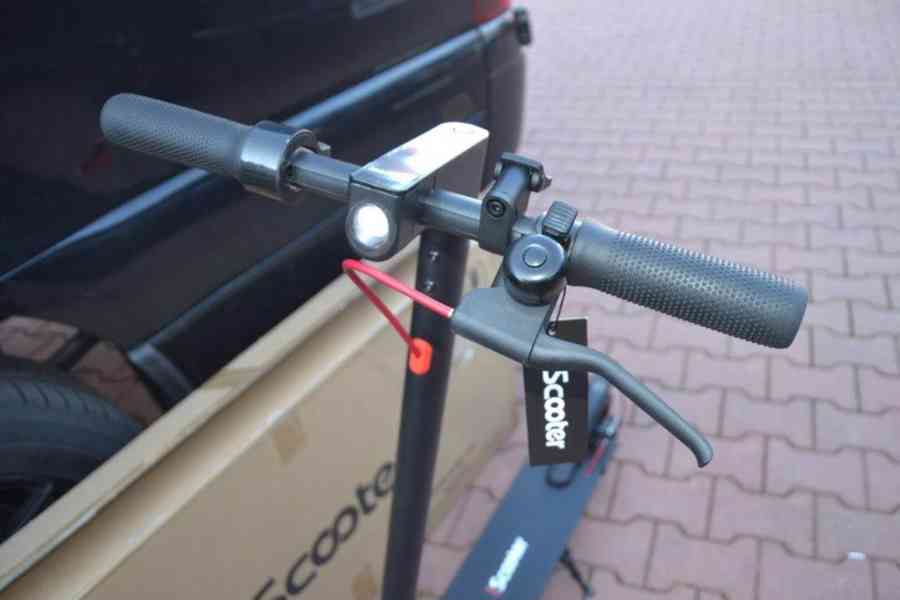 iScooter M5 350W - Elektrokoloběžka - foto 5