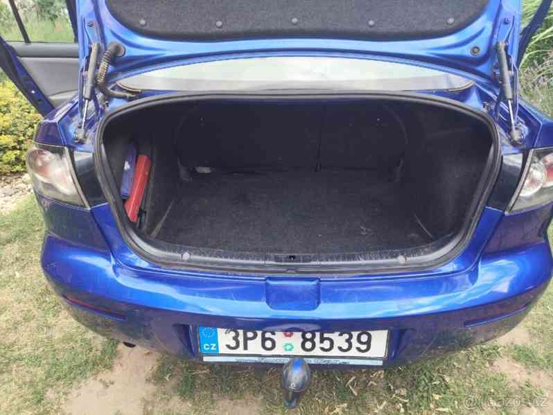 Mazda 3 1,6   77Kw r..v. 2008 najeto 141k - foto 12