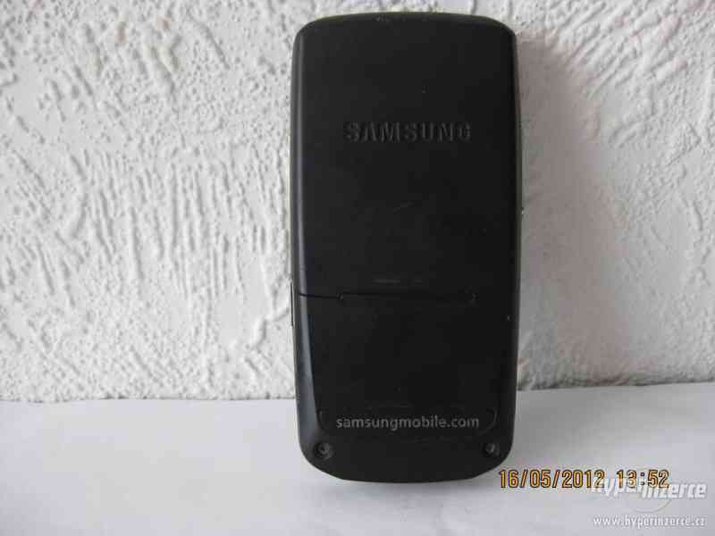 SAMSUNG D-900+SIM karta s bonusem ZDARMA!!! - foto 4