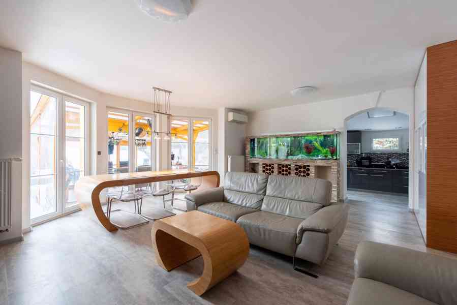 Prodej: ŘRD 5+1 v Hostivicích u Prahy  - foto 2