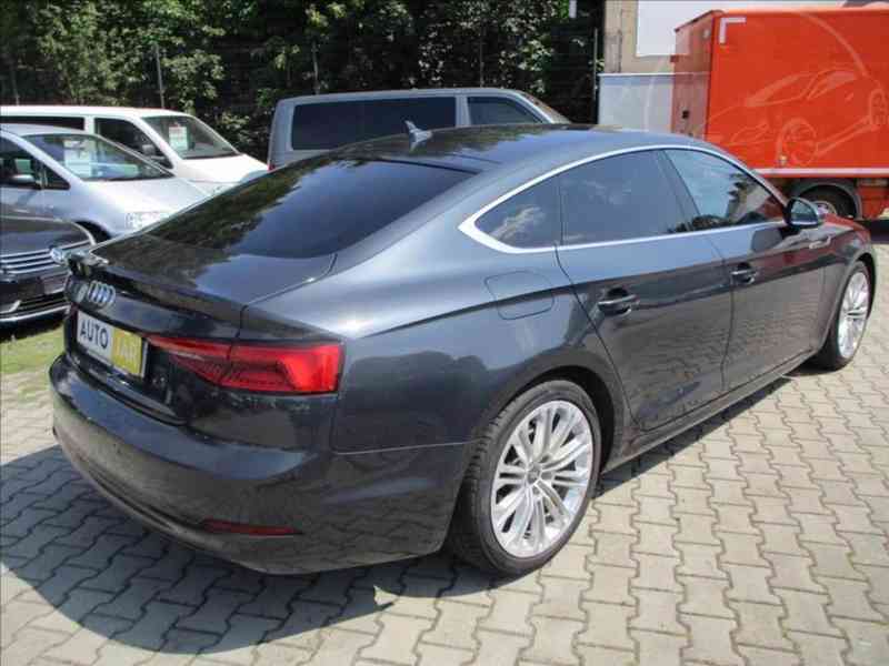 Audi A5 2,0 TDI S tronic Sportback - foto 4