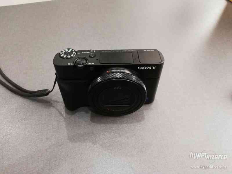 Prodej fotoaparátu Sony RX100 VII v záruce - foto 1