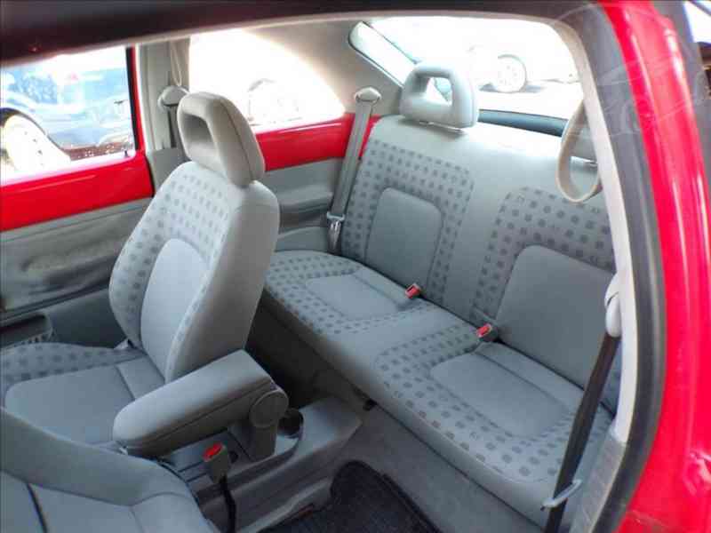 Volkswagen New Beetle 2,0 i KLIMATIZACE - foto 9