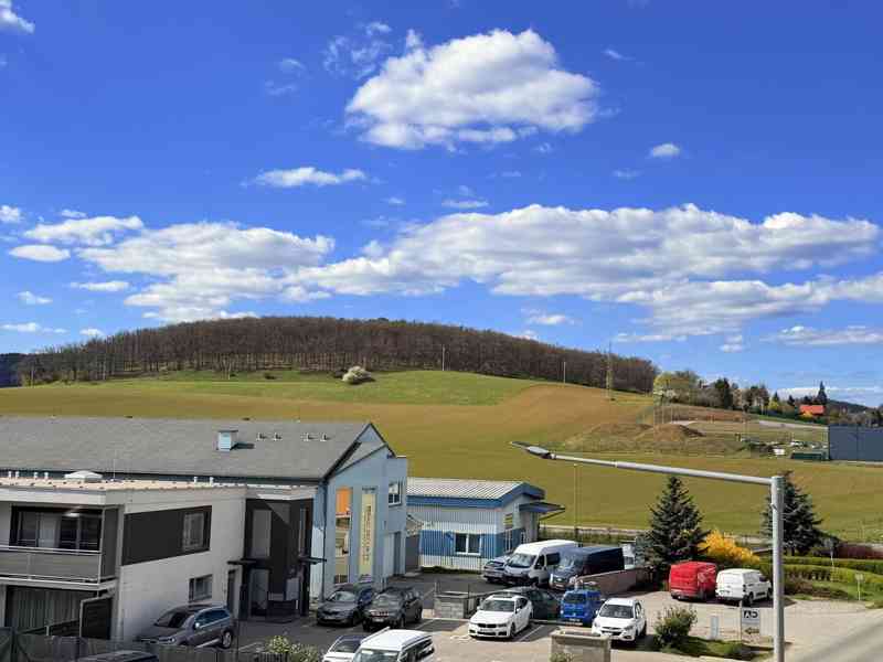 PRODEJ BYTU 3+KK S TERASOU, SKLEPEM A ZAHRADOU, OBEC ČESKÁ - foto 3
