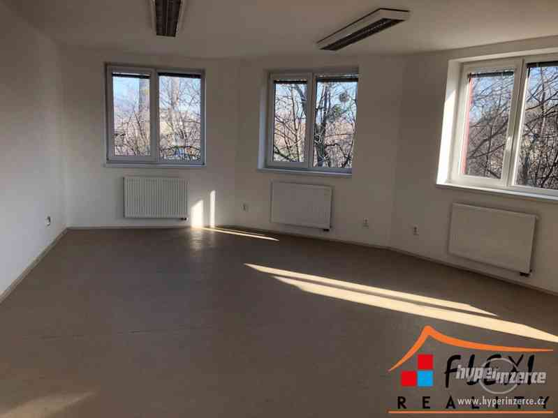 Pronájem prostorného bytu 2+kk 60m2 na ul. Míru, Třinec - Kanada - foto 4