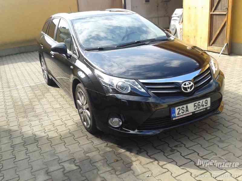 Toyota Avensis 2,0 D-4D , plná výbava - foto 1