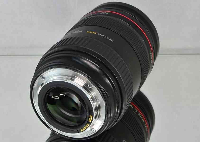 Canon EF 24-70mm f/2.8L USM *Prof. Objektiv*řady L - foto 6