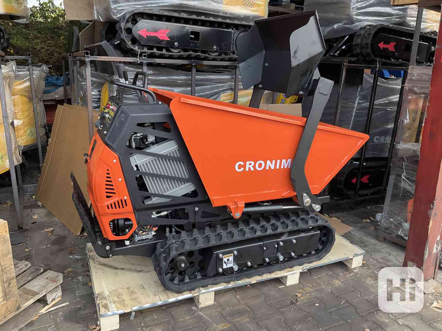 Samonakládací pásový dumper, nakladač CR60 - foto 1