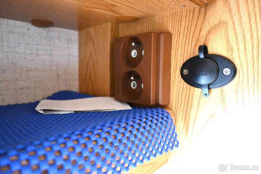 Ostatní Karavan Bürstner CLUB - foto 5