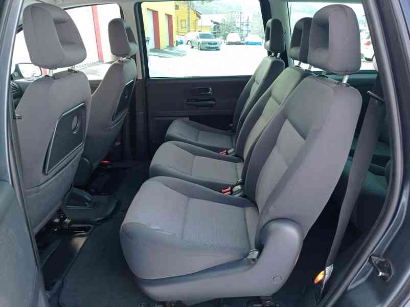 Seat Alhambra 2.0 TDI 103kW/7míst/Výhřev - foto 13