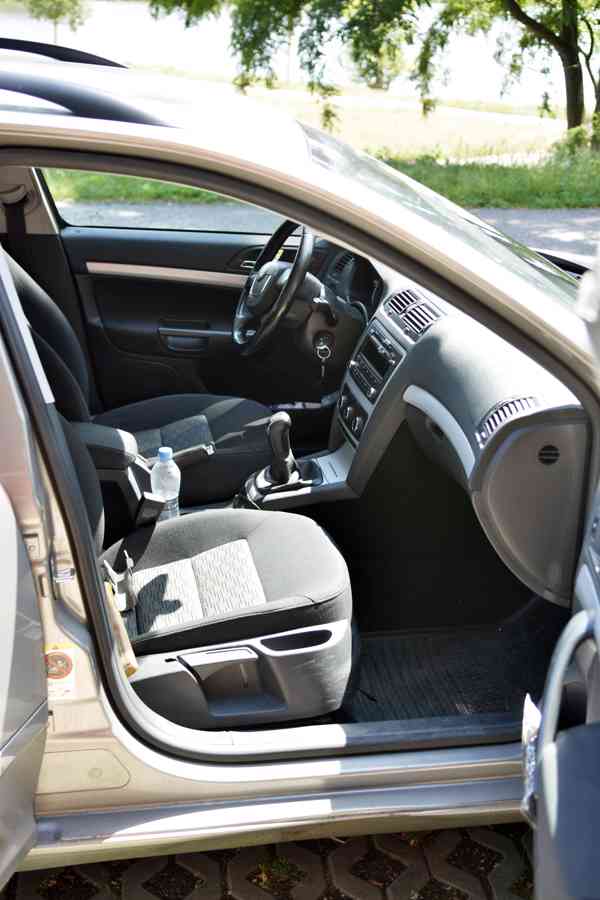 Škoda Octavia, 2.0 TDI, r.v. 2012, vada EGR, SLEVA - foto 12