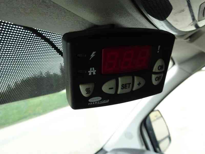 Ford Transit Custom 2.2 TDCI r.v.2016 Chlaďák+Carrier (DPH) - foto 14