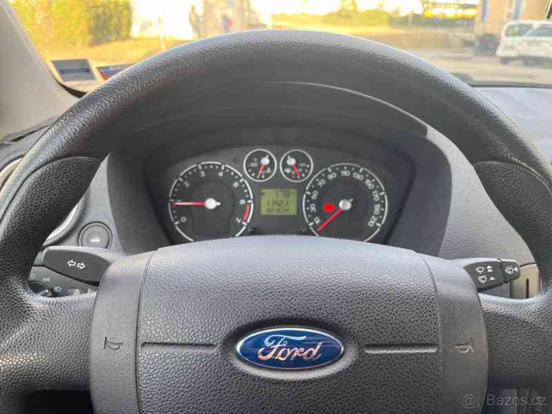 Ford Fusion	 - foto 7