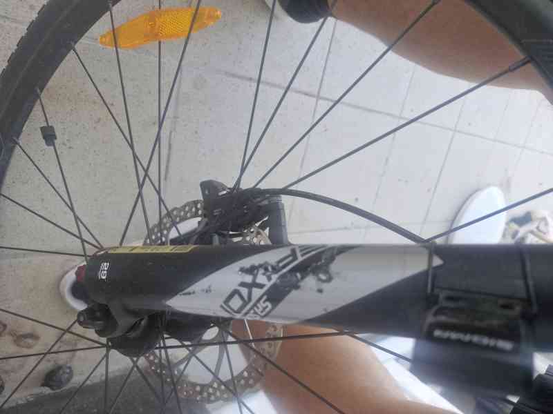 Kolo Rock Machine Torrent 50-29 gloss silver/black 2022 - foto 4