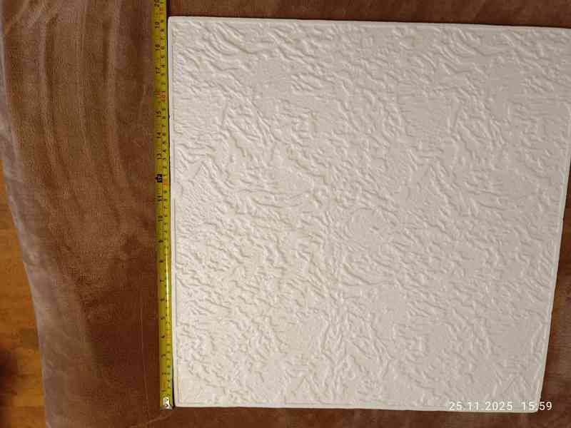 Prodám cca. 60 ks POLYSTYRENOVÝCH KAZET – STROPNICE OBKLAD - foto 3