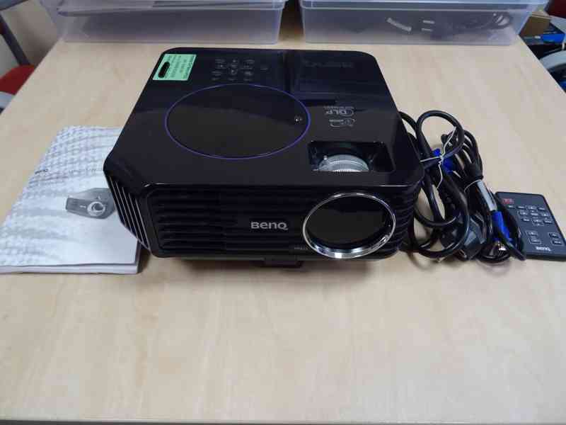 Datový projektor BenQ MP622