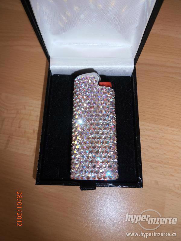 Zapalovač Swarovski - foto 1