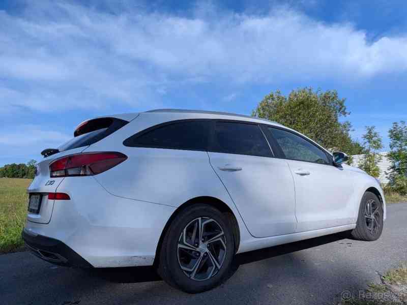 Hyundai i30 1,5   Prodám - foto 9
