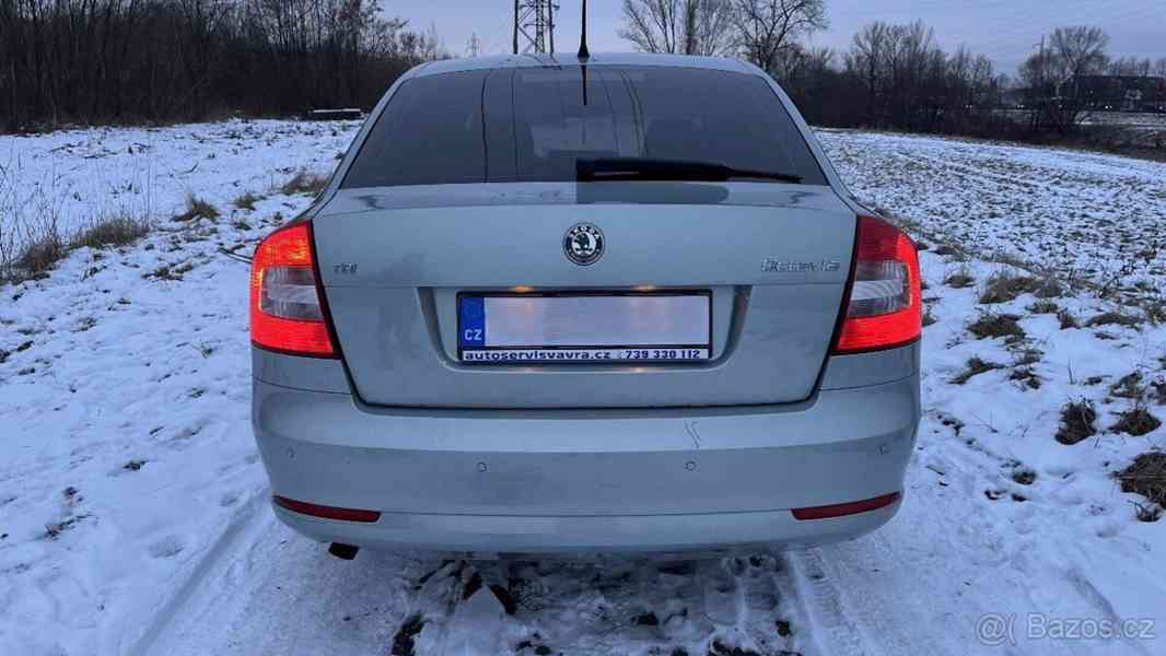 Škoda Octavia 1,6   II - foto 3