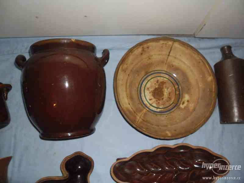 Stará keramika - láhve už nejsou - foto 3