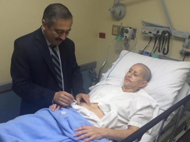 Darování peněz  - foto 2