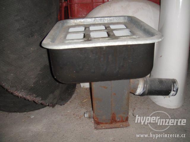 Výlevka - foto 3