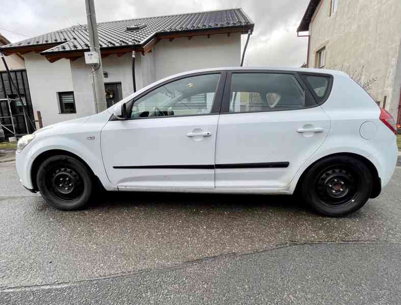 Kia Ceed 1.4 LPG r.v. 2011 - 1.Majitel - foto 7