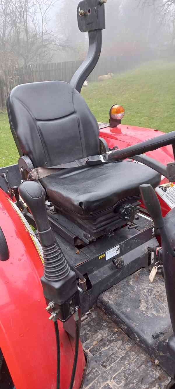 Silný malotraktor Branson (45 HP!) - foto 7