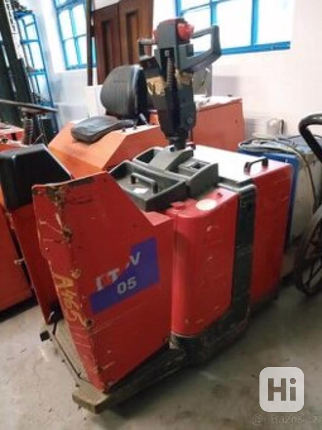 paletový vozík - foto 1