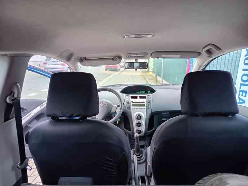 Toyota Yaris 1,3VVT-I Comfort ČR  - foto 19