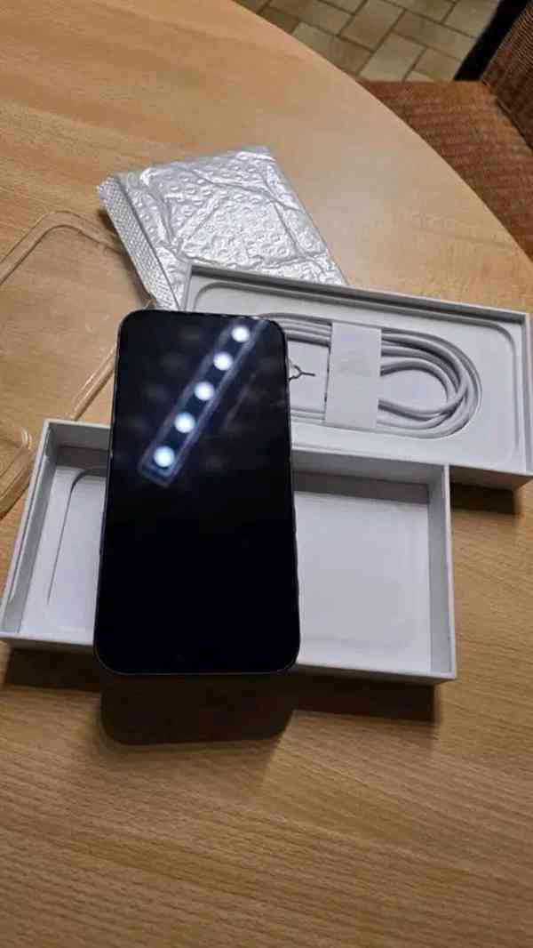 Apple iPhone 17 - foto 5